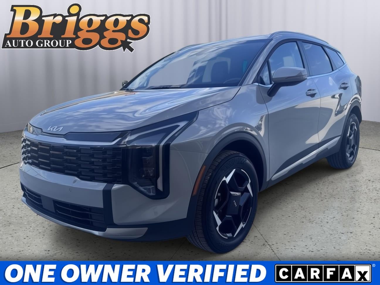 2026 Kia Sportage EX in Wolf Gray — front three-quarter view