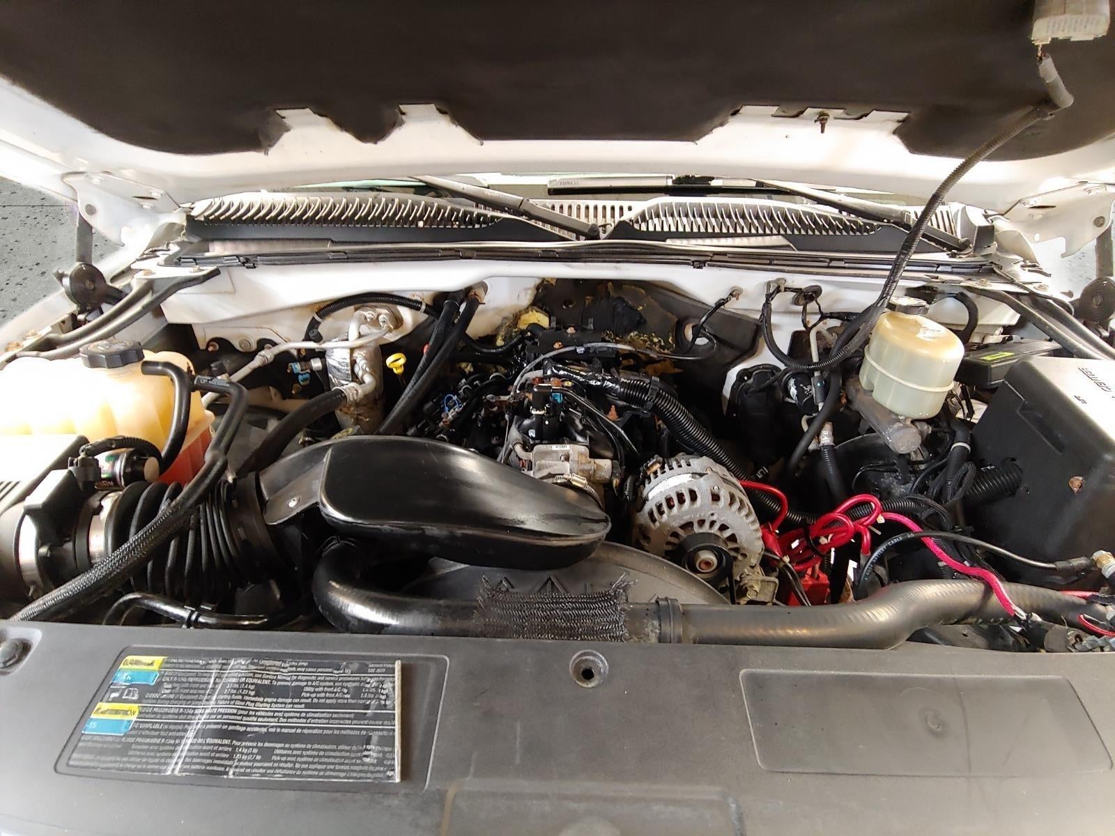 2002 Chevrolet Silverado 2500HD — interior view