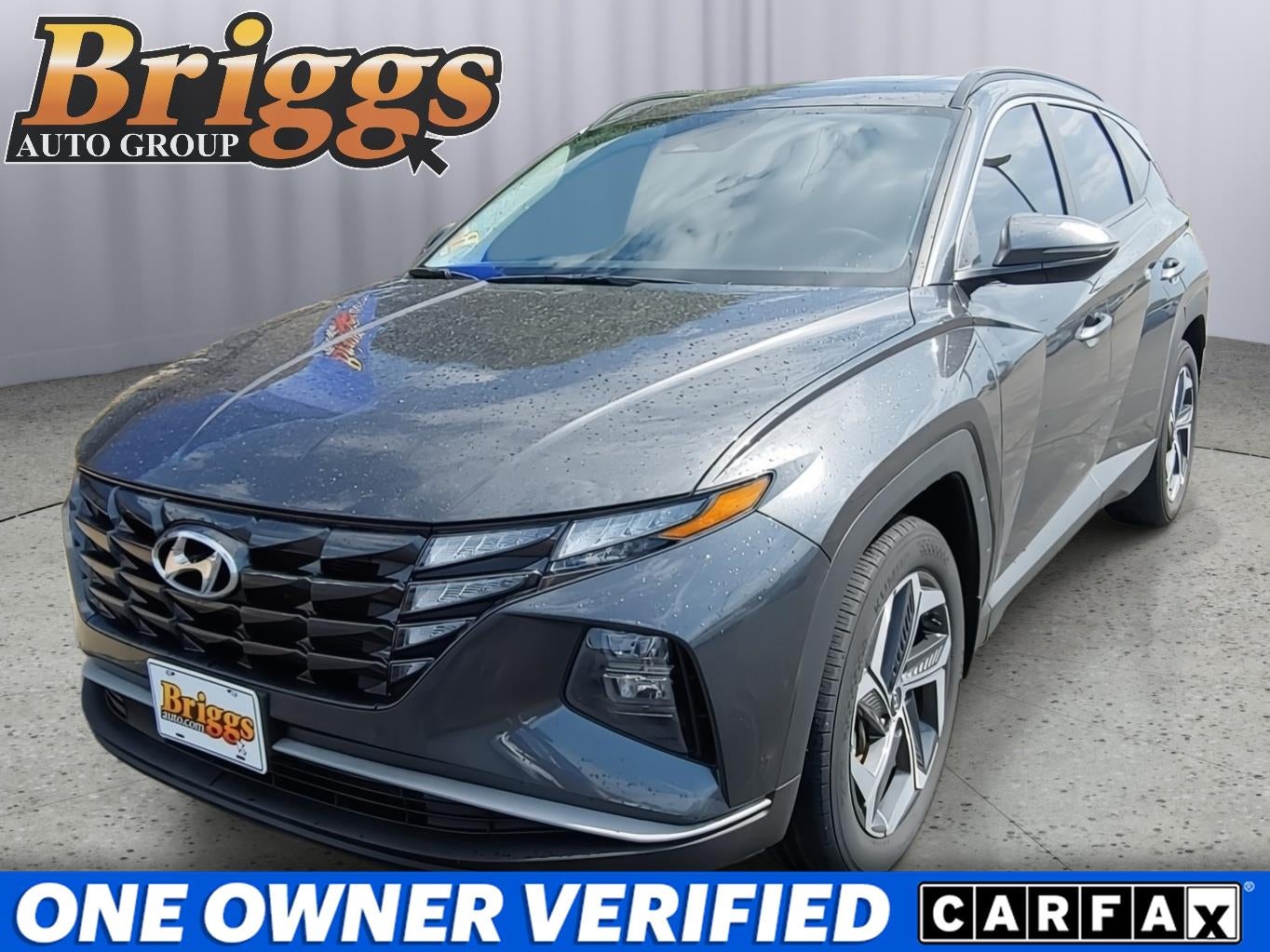 2024 Hyundai Tucson SEL in Dark Gray Metallic — front three-quarter view